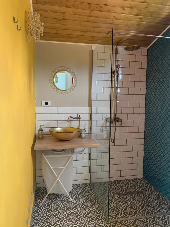 Tu&Ya Cabins Agigea Bagian luar foto