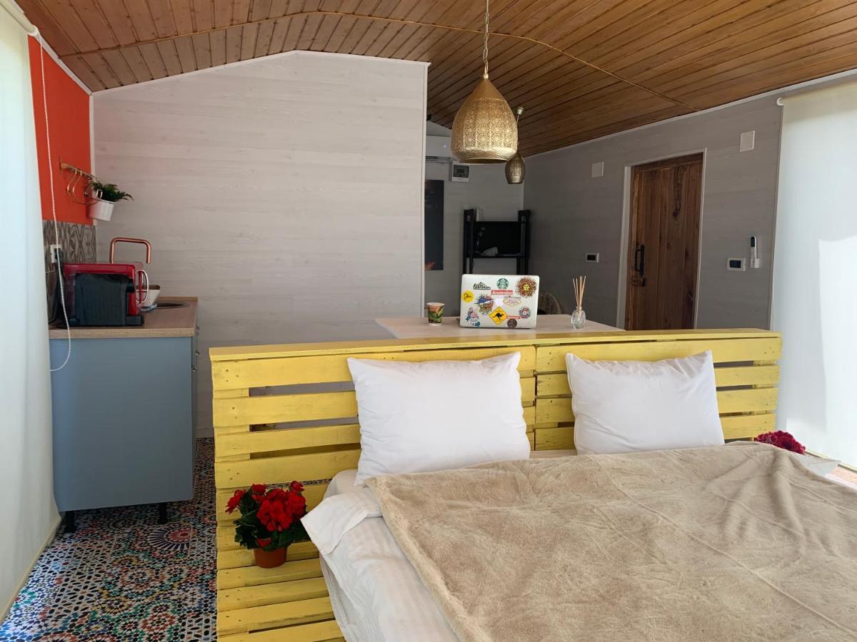 Tu&Ya Cabins Agigea Bagian luar foto