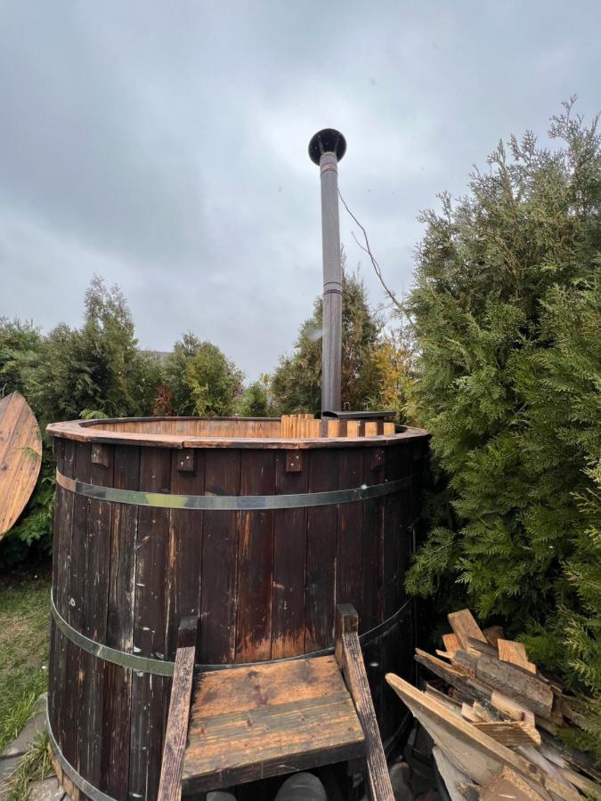 Tu&Ya Cabins Agigea Bagian luar foto